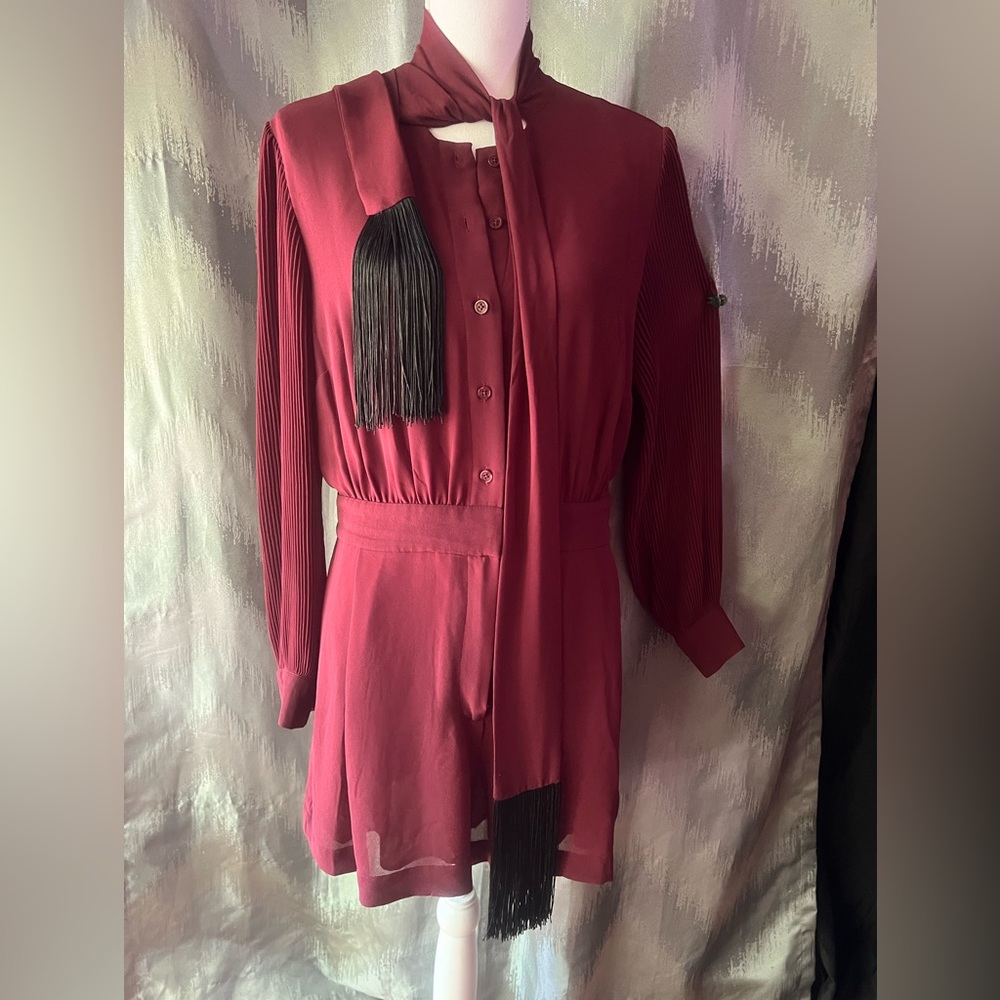 Michael Kors Beautiful burgundy color jumpsuit with cute design. Very cute S10 - Picture 2 of 14